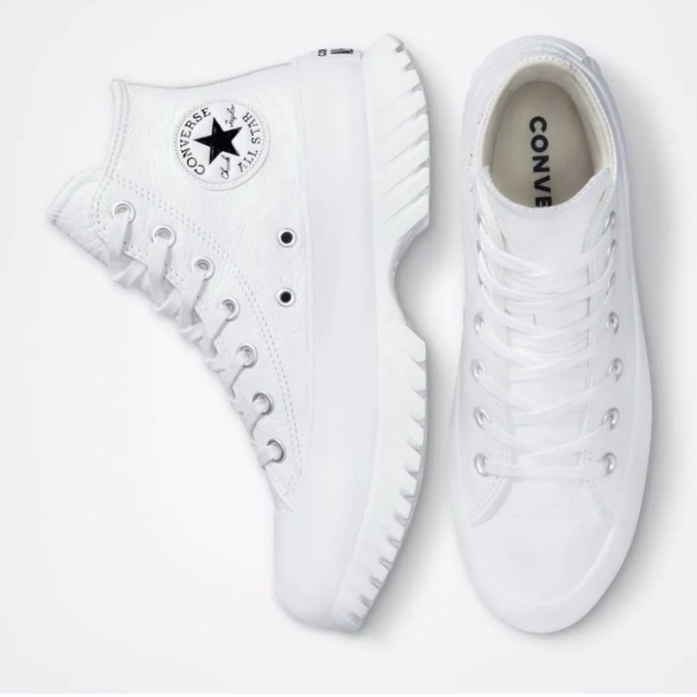 NWOT- Converse Unisex ‘Chuck Taylor All Star Hi Lugged 2.0’ Leather Sneaker